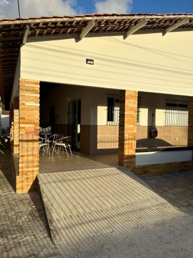 Casa à venda com 4 quartos, 309m² - Foto 2