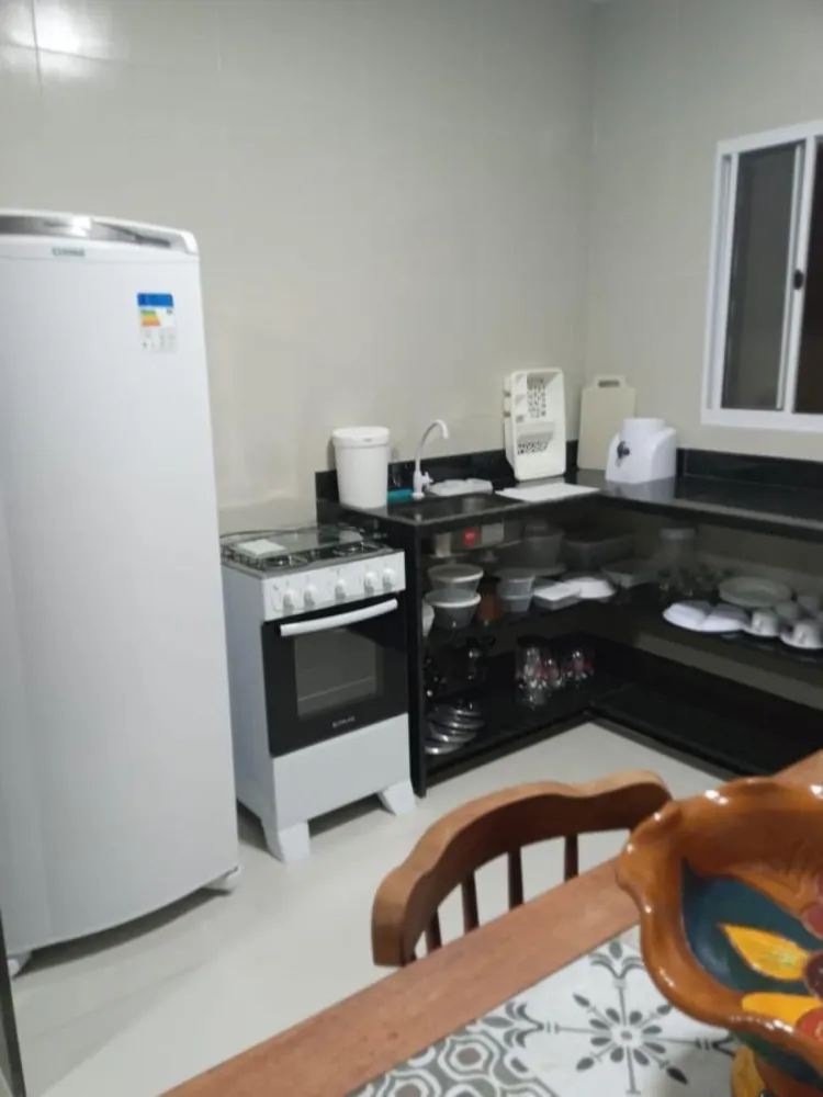 Casa, 6 quartos, 240 m² - Foto 11