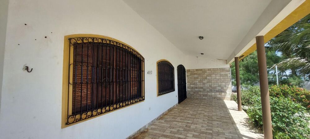 Casa à venda com 3 quartos, 1080m² - Foto 14