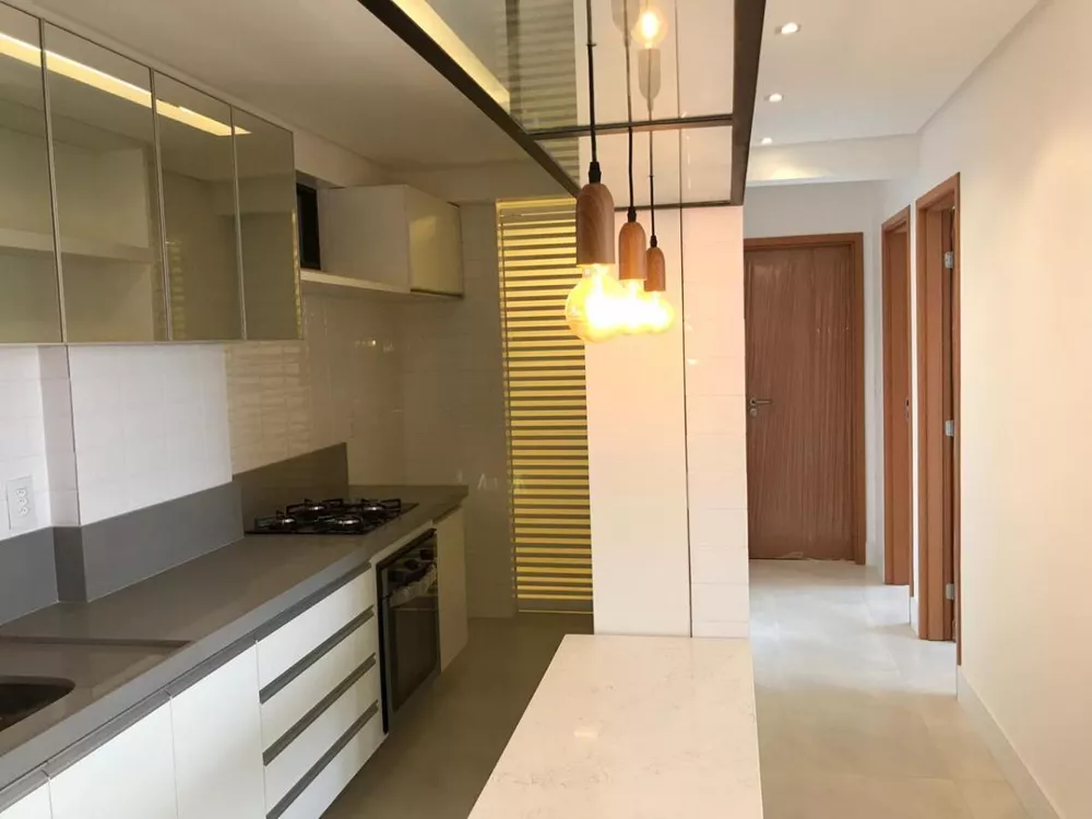 Apartamento à venda com 4 quartos, 136m² - Foto 1