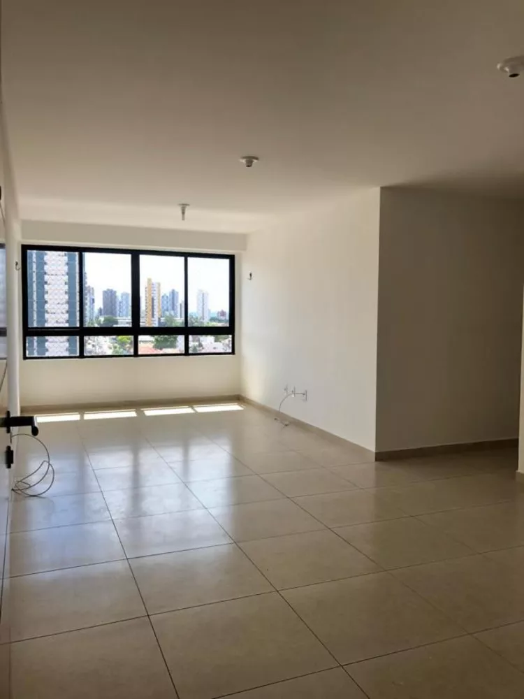 Apartamento à venda com 3 quartos, 100m² - Foto 2