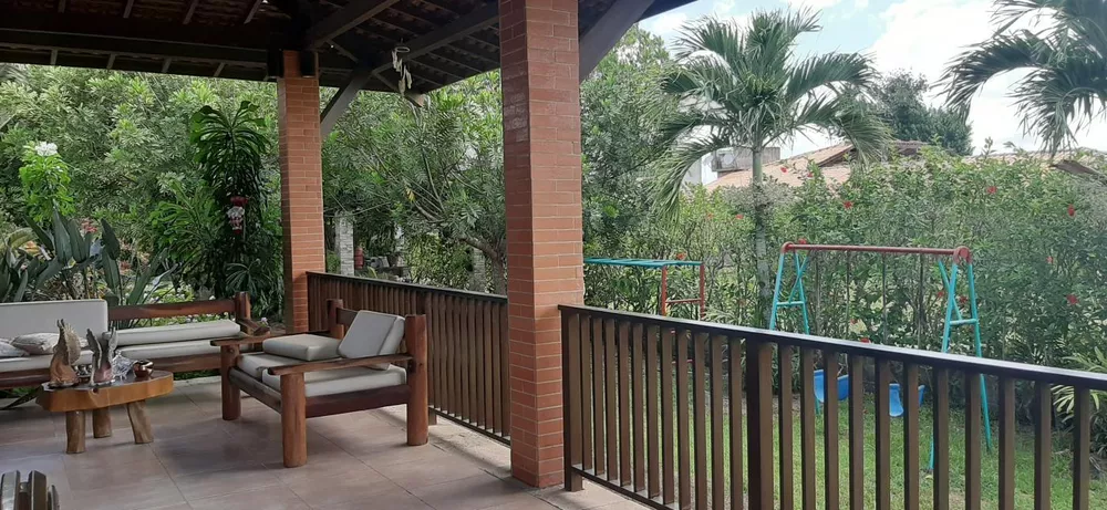 Casa de Condomínio à venda com 4 quartos, 1500m² - Foto 2