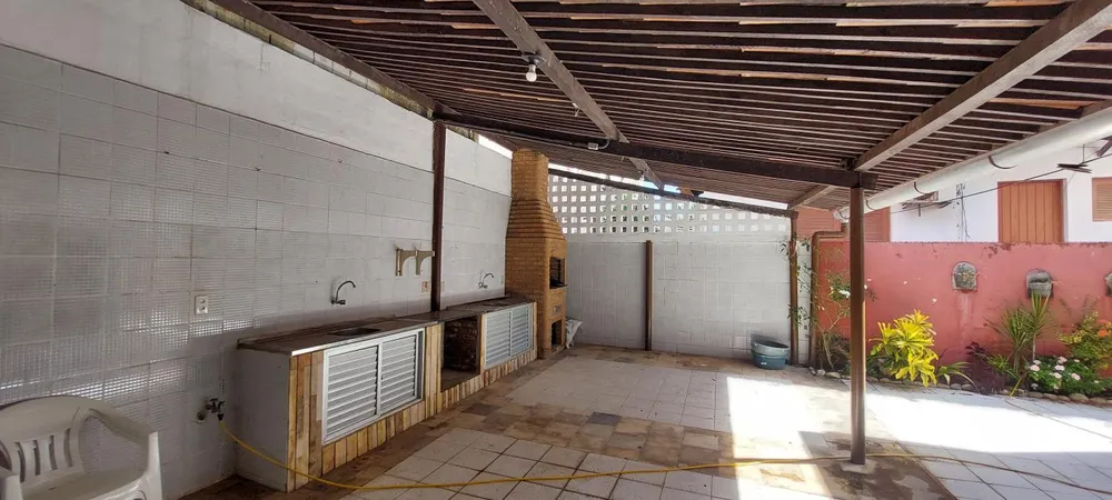 Casa, 10 quartos - Foto 2