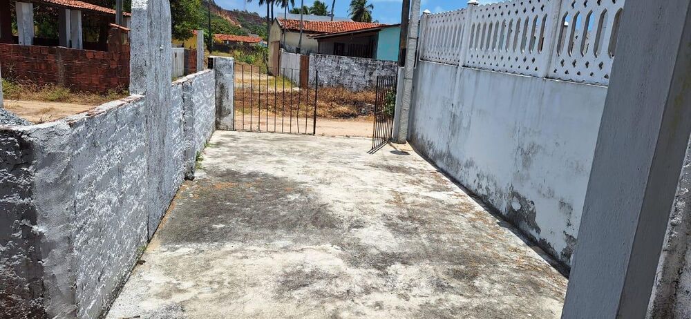 Casa à venda com 3 quartos - Foto 2