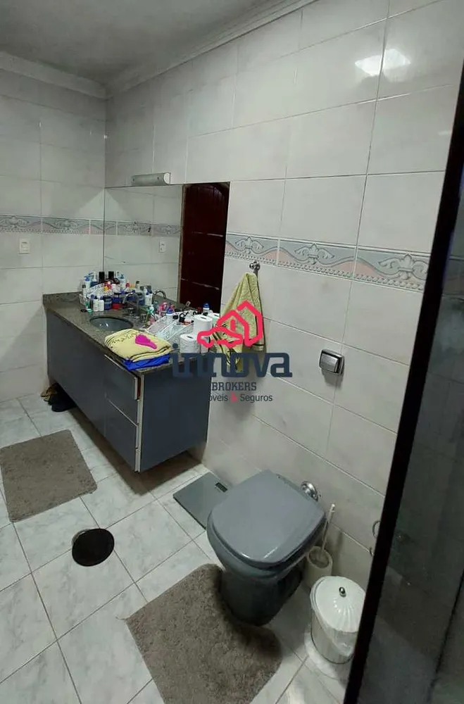 Casa, 3 quartos, 218 m² - Foto 19