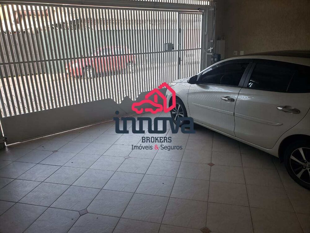 Casa à venda com 3 quartos, 218m² - Foto 12