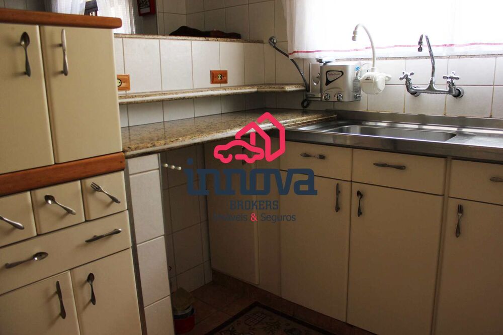 Sobrado à venda com 2 quartos, 223m² - Foto 3
