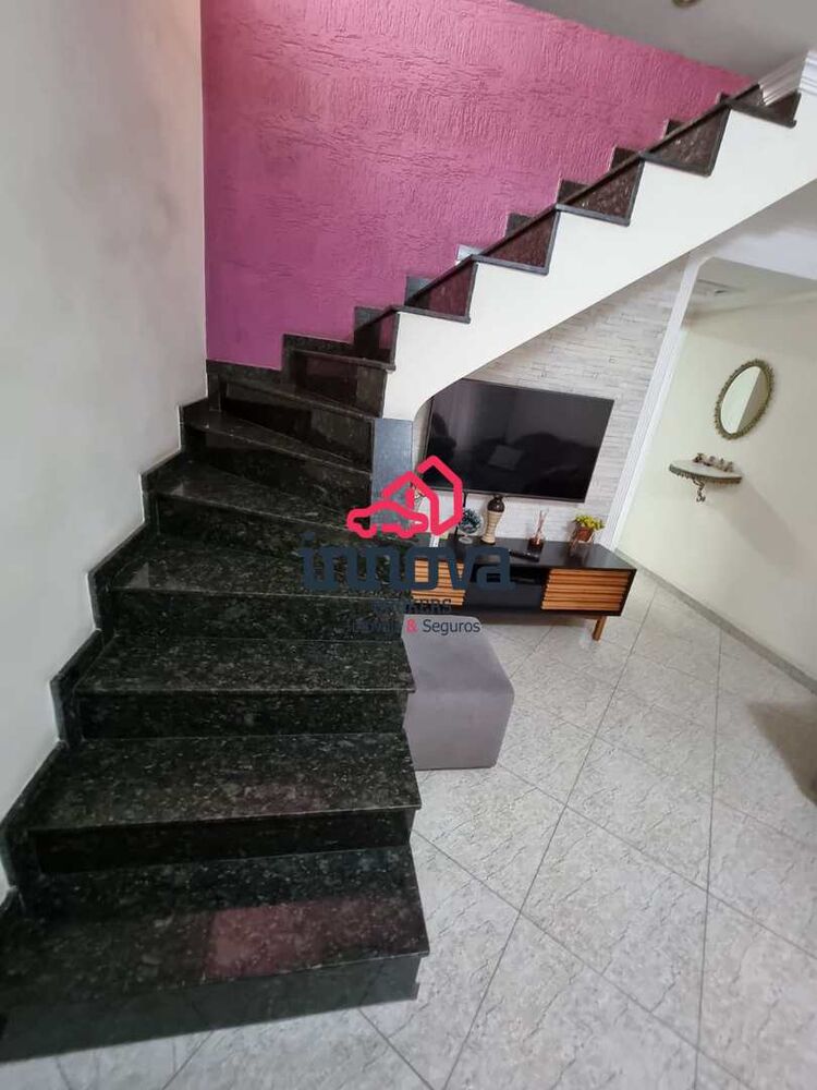 Sobrado, 3 quartos, 219 m² - Foto 3