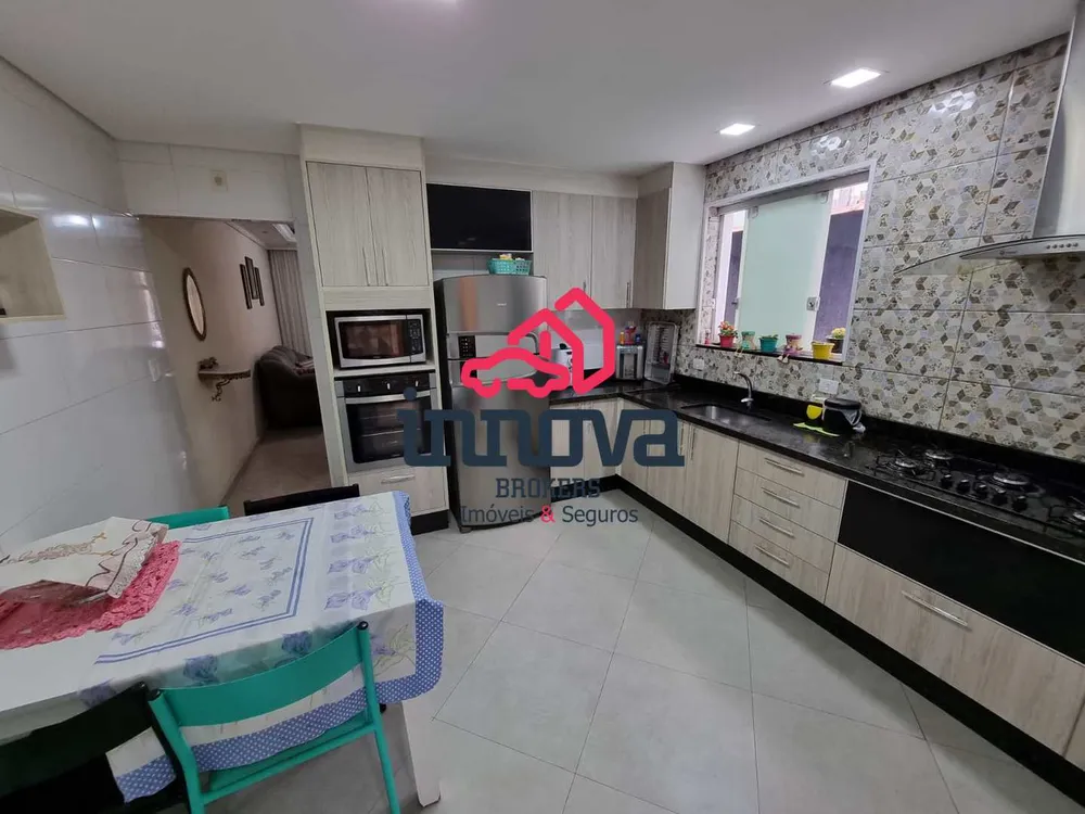 Sobrado, 3 quartos, 219 m² - Foto 11