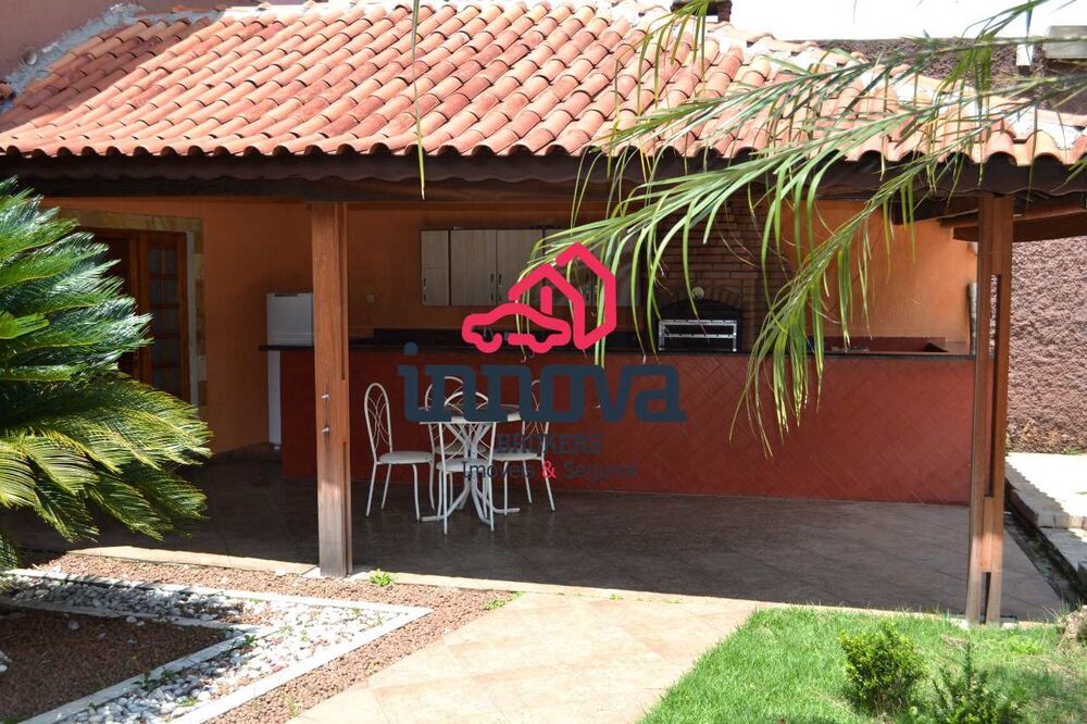 Casa à venda com 3 quartos, 445m² - Foto 8