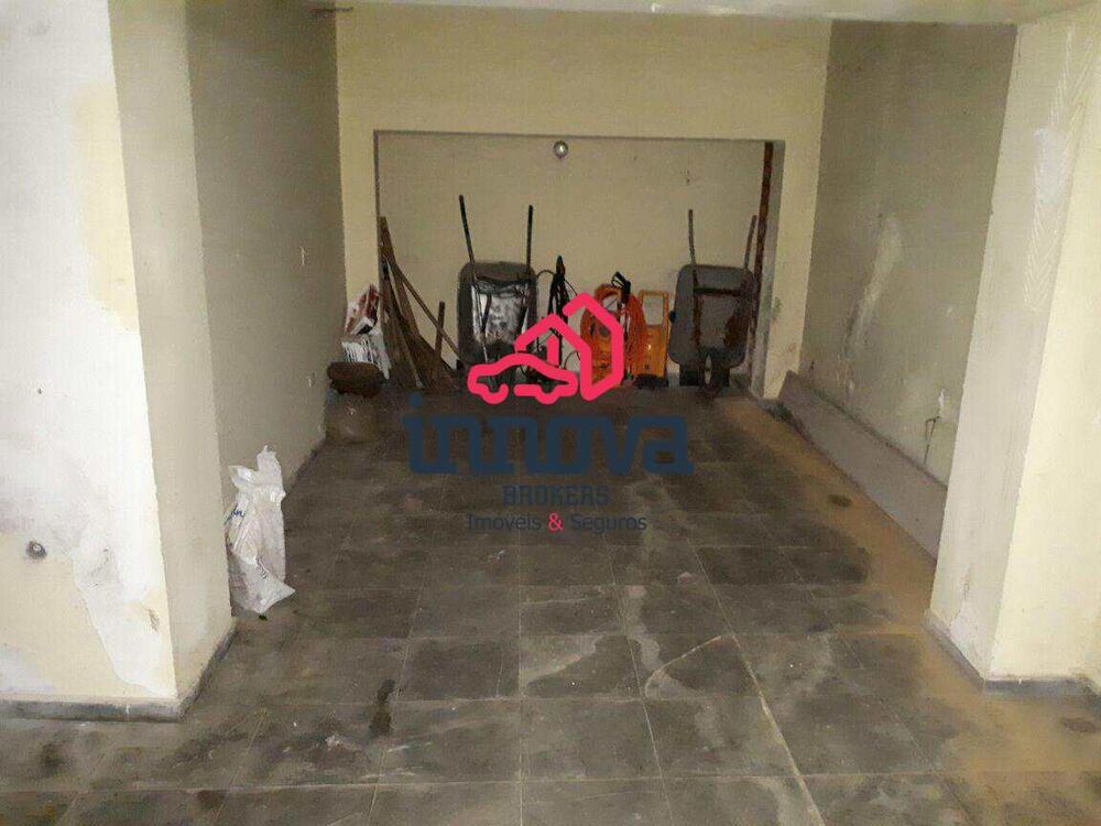 Casa à venda com 6 quartos, 600m² - Foto 6