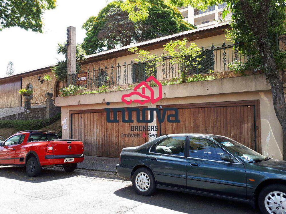 Casa à venda com 6 quartos, 600m² - Foto 5