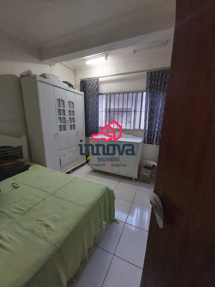 Casa, 5 quartos, 175 m² - Foto 2