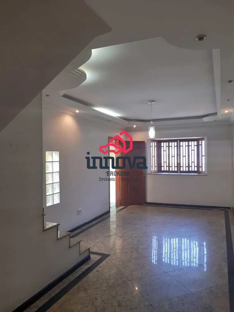 Sobrado, 3 quartos, 203 m² - Foto 1