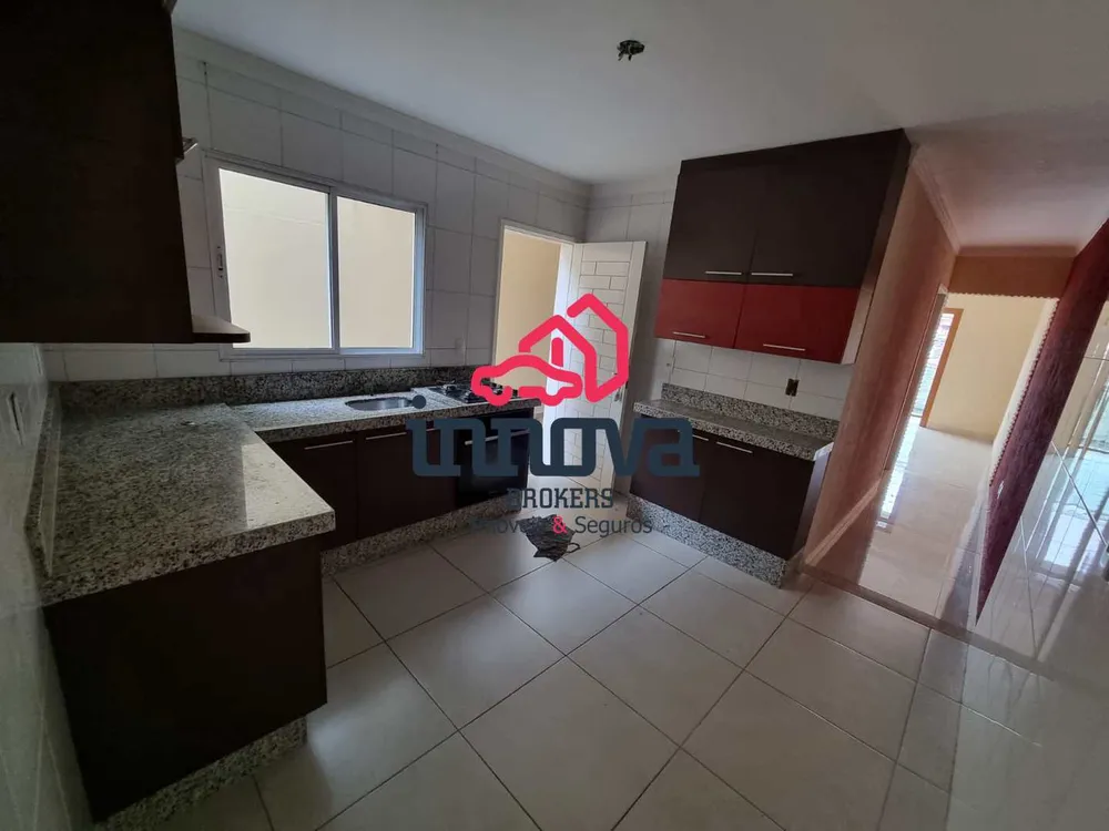 Sobrado, 3 quartos, 200 m² - Foto 13