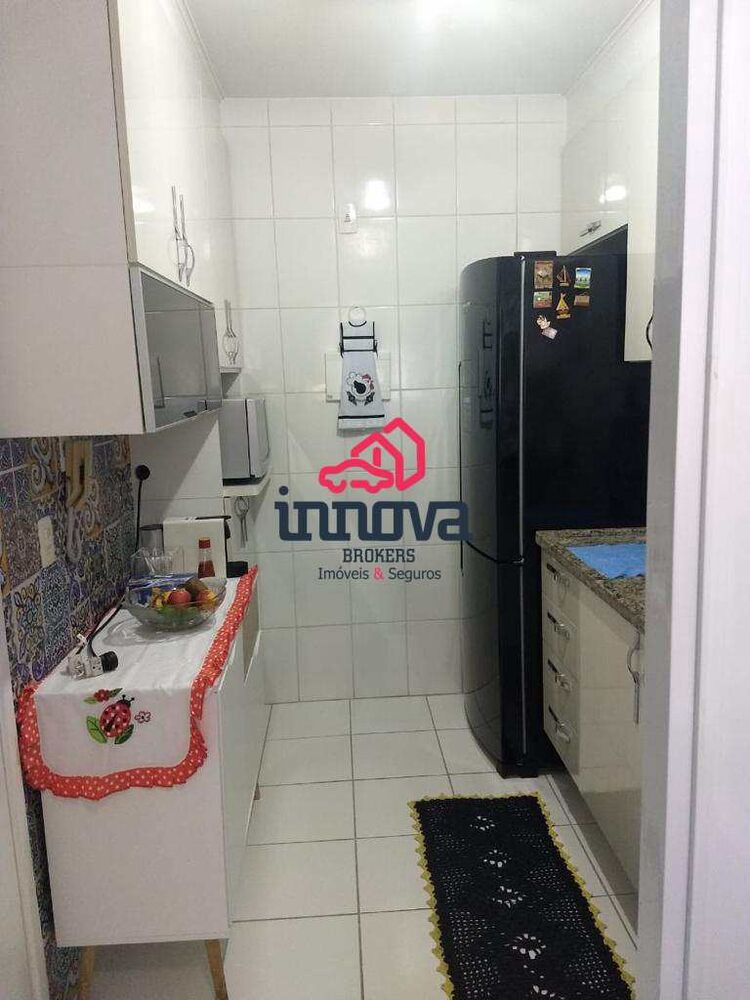 Apartamento à venda com 2 quartos, 61m² - Foto 2