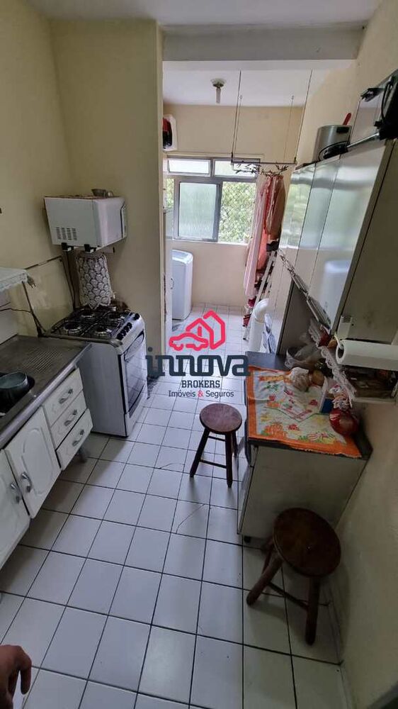 Apartamento à venda com 2 quartos, 62m² - Foto 8