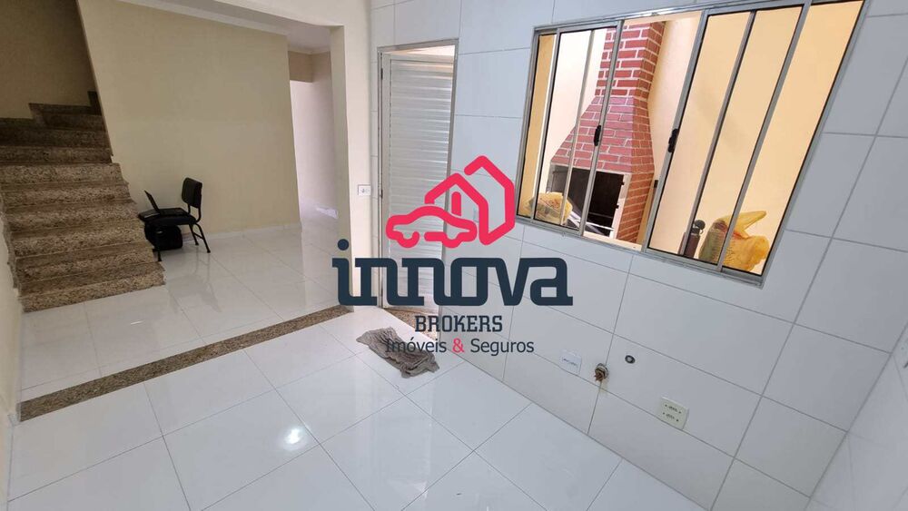 Sobrado à venda com 2 quartos, 74m² - Foto 2