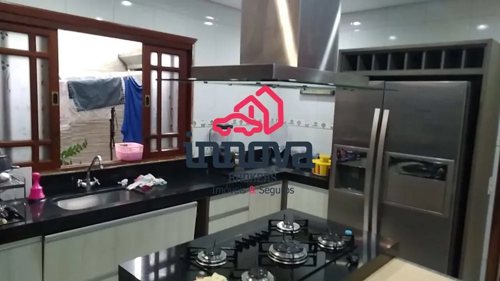 Apartamento, 3 quartos, 220 m² - Foto 9