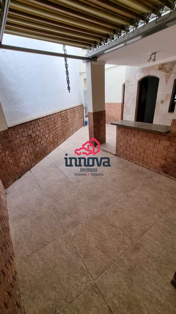 Sobrado, 4 quartos, 219 m² - Foto 1