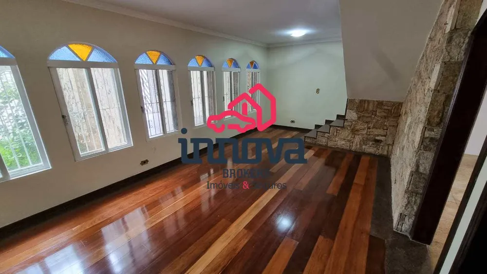 Sobrado, 4 quartos, 219 m² - Foto 2