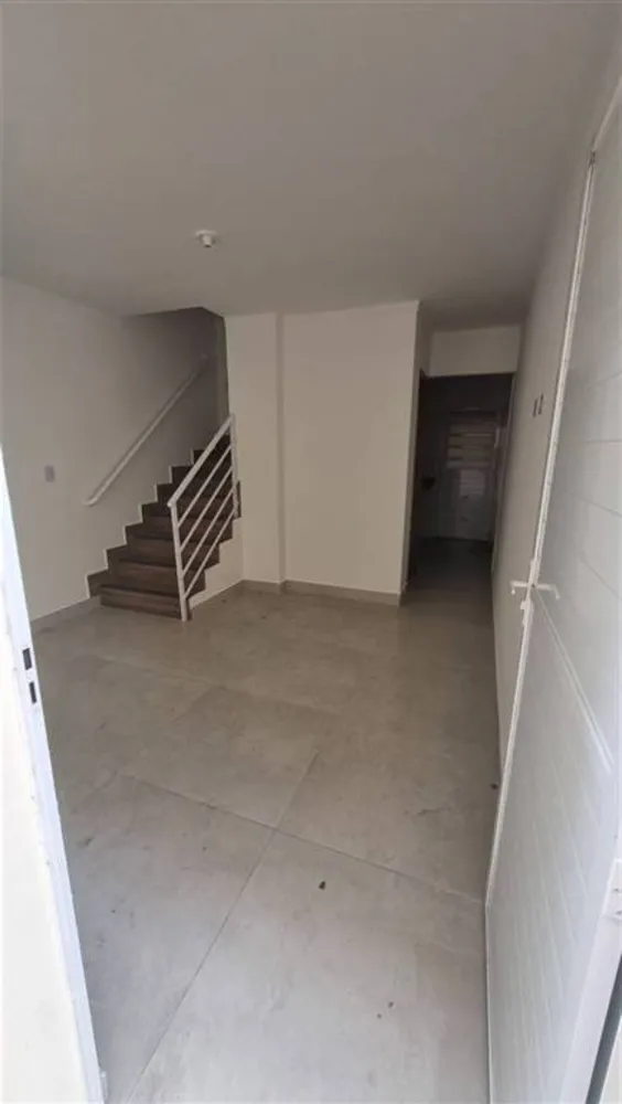 Casa, 2 quartos, 65 m² - Foto 1