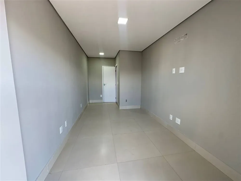 Apartamento, 3 quartos, 154 m² - Foto 2