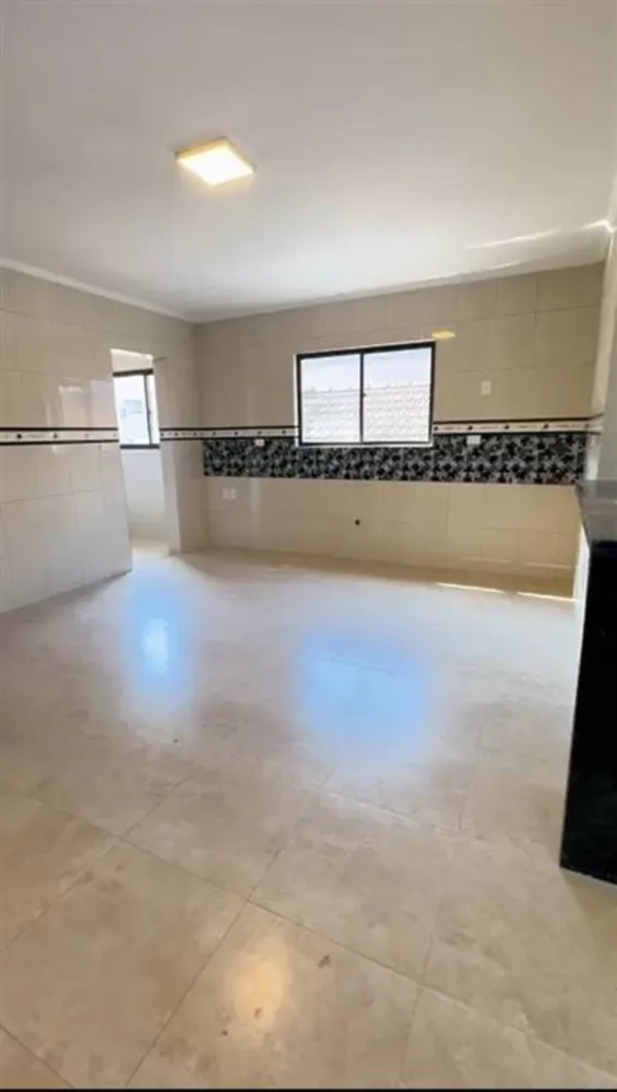 Casa, 5 quartos, 152 m² - Foto 1