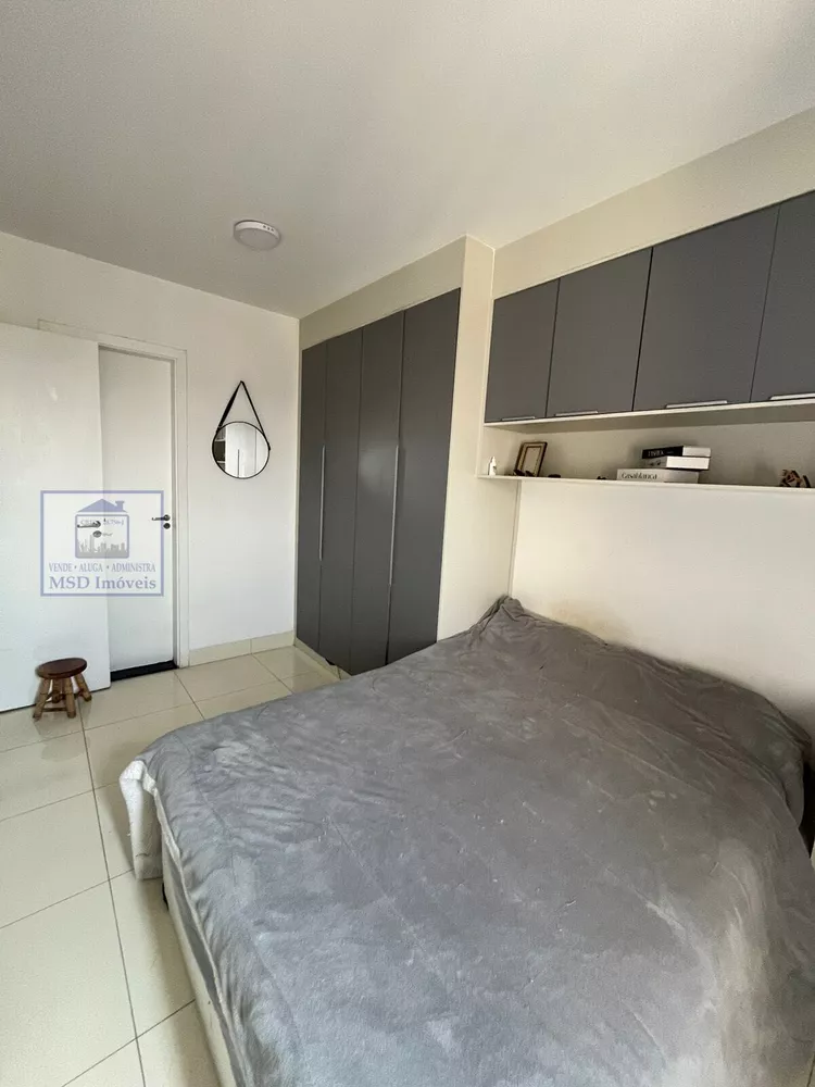 Apartamento à venda com 2 quartos, 64m² - Foto 11