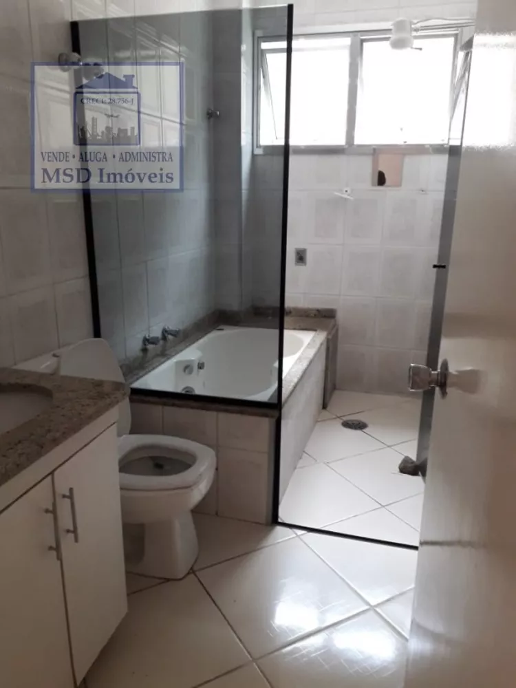 Apartamento à venda com 3 quartos, 120m² - Foto 4