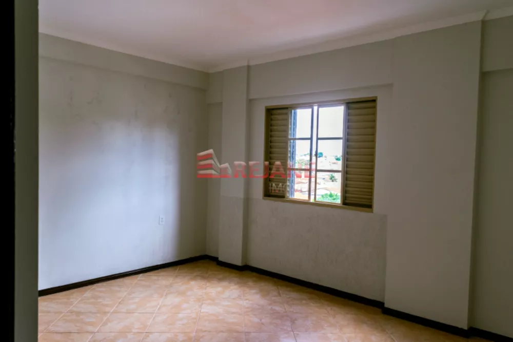 Apartamento, 4 quartos, 195 m² - Foto 6