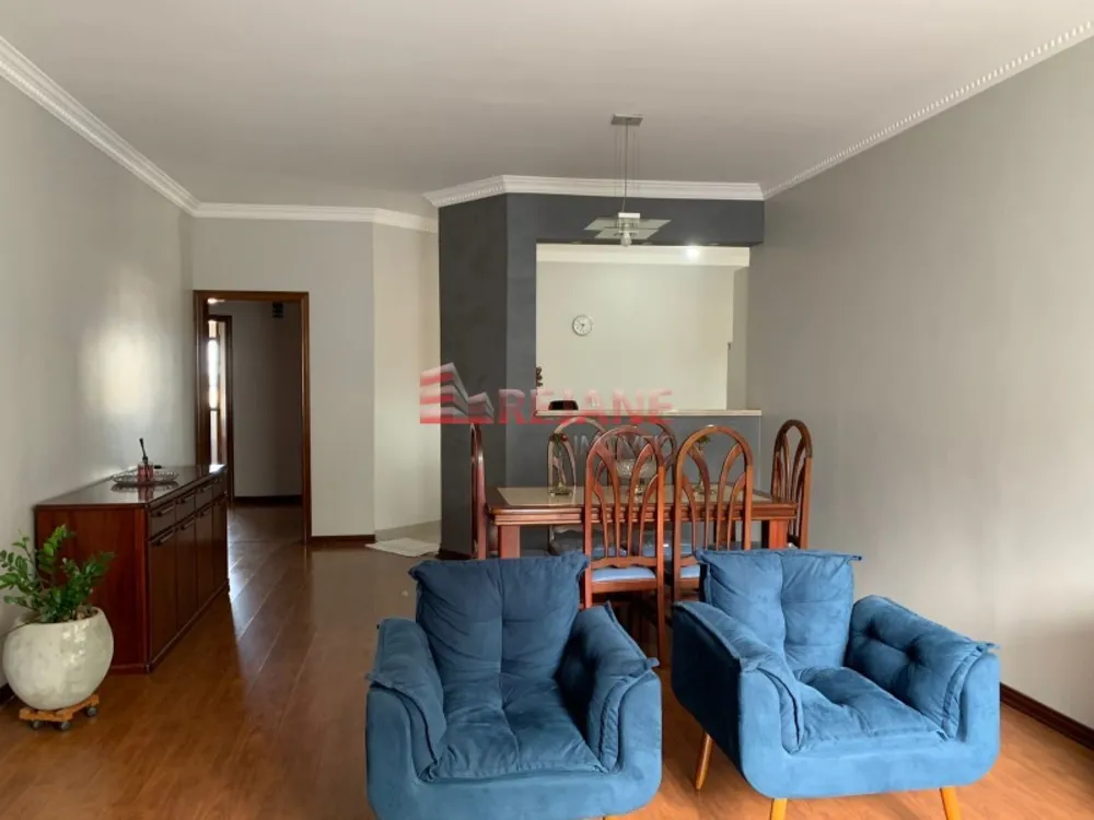 Casa, 3 quartos, 297 m² - Foto 1