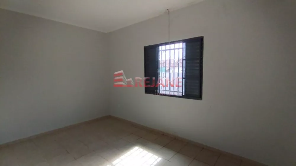 Casa à venda com 3 quartos, 149m² - Foto 3