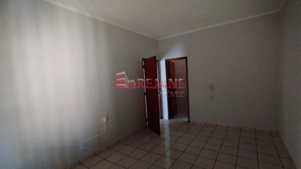 Casa à venda com 3 quartos, 149m² - Foto 4