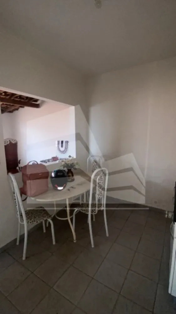 Casa, 3 quartos, 128 m² - Foto 2