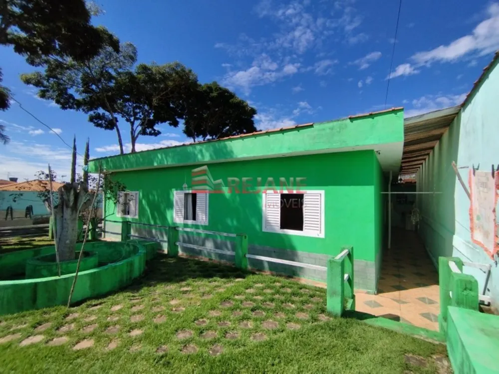 Chácara, 4 quartos, 2250 m² - Foto 2