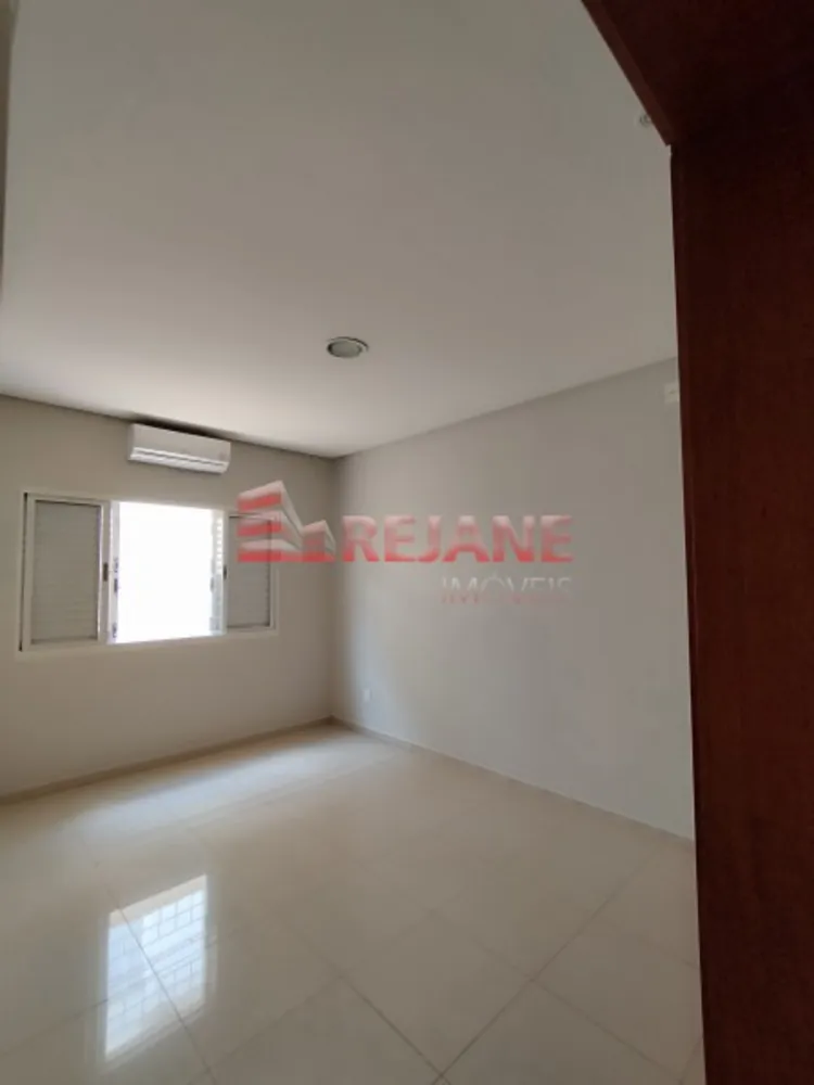Casa, 3 quartos, 298 m² - Foto 4