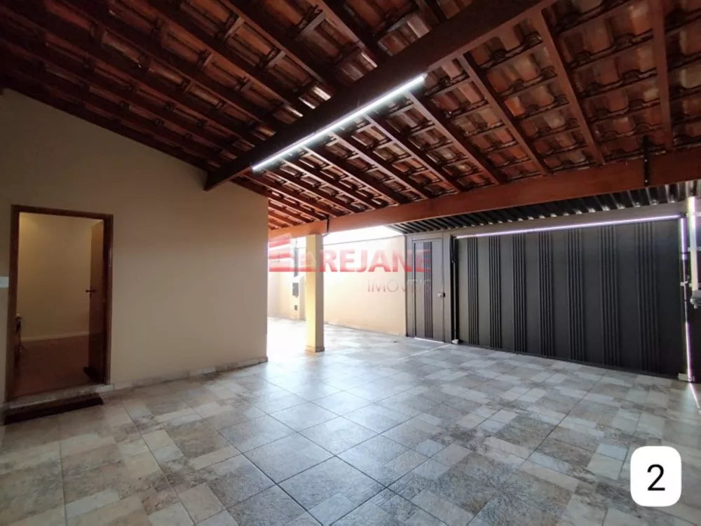 Casa à venda com 3 quartos, 126m² - Foto 2