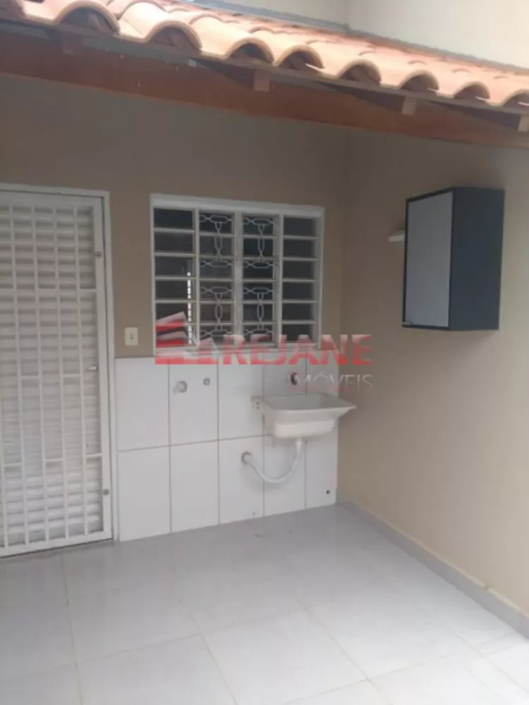 Casa, 2 quartos, 200 m² - Foto 2