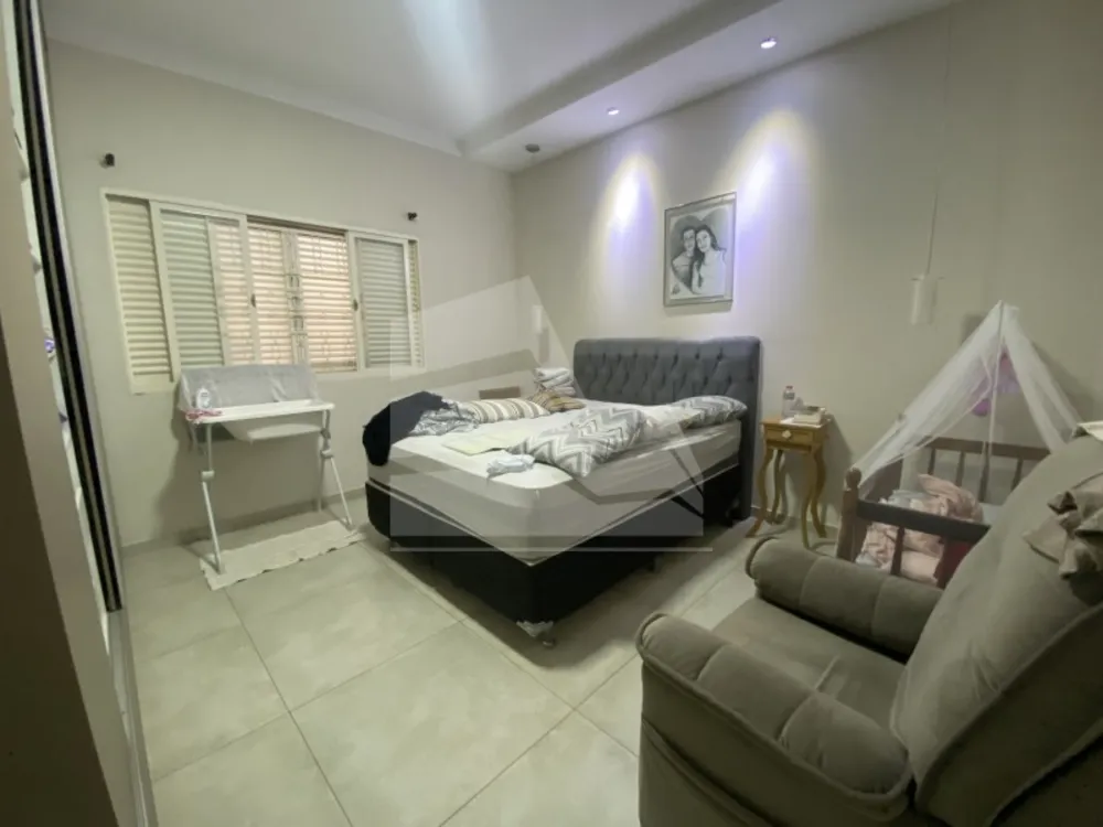 Casa, 3 quartos, 241 m² - Foto 4