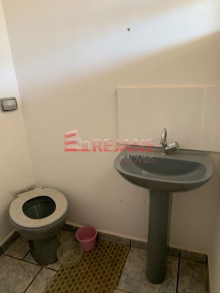 Casa à venda com 2 quartos, 93m² - Foto 3