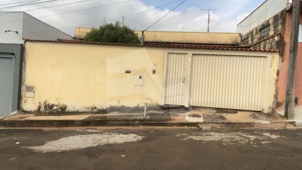Casa, 3 quartos, 219 m² - Foto 2