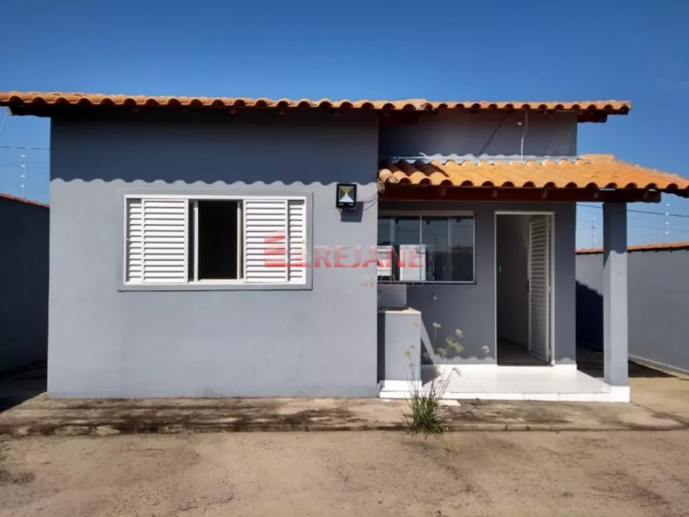 Casa, 3 quartos, 70 m² - Foto 1