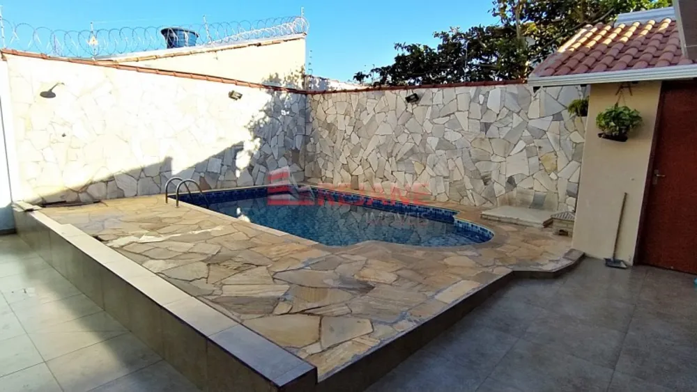 Casa, 4 quartos, 250 m² - Foto 3