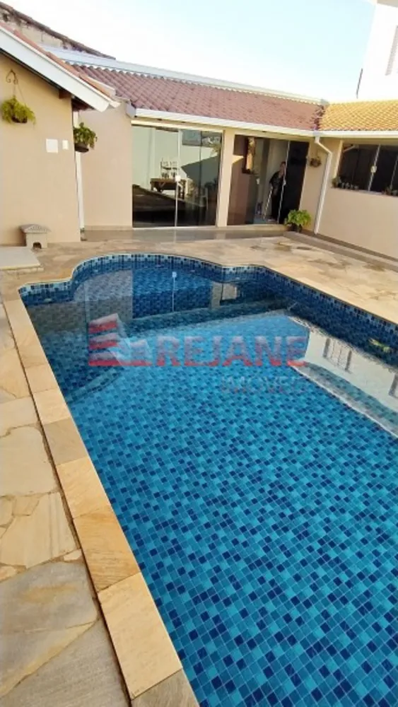 Casa, 4 quartos, 250 m² - Foto 2