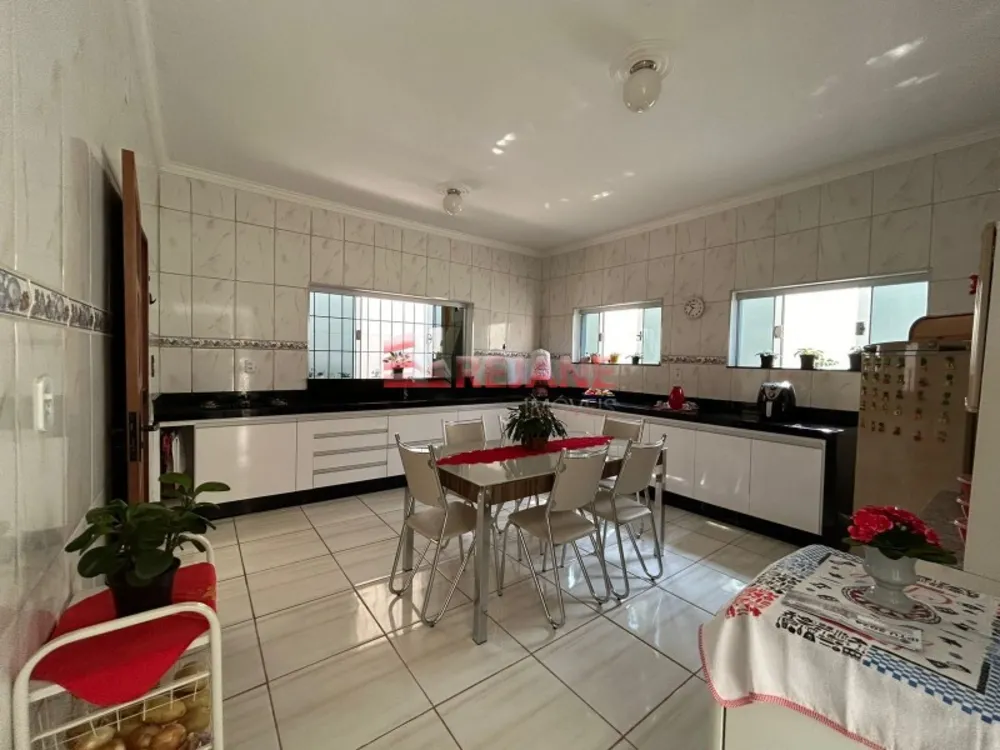 Casa, 334 m² - Foto 1