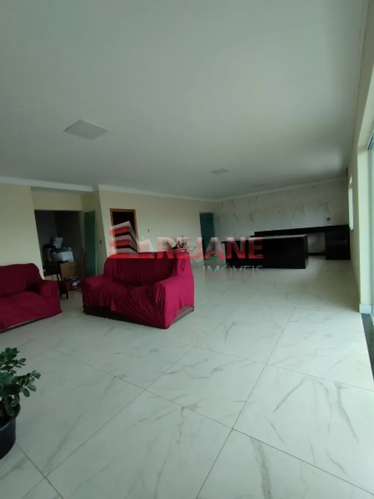 Casa, 3 quartos, 370 m² - Foto 2
