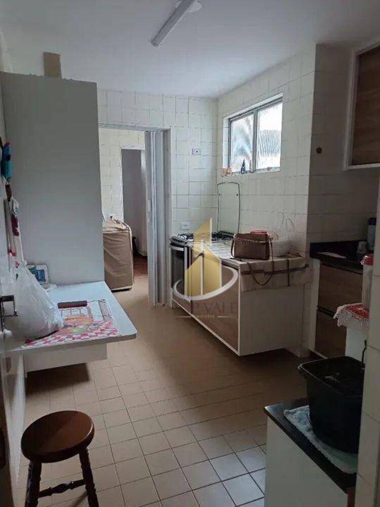 Apartamento à venda com 3 quartos, 115m² - Foto 12