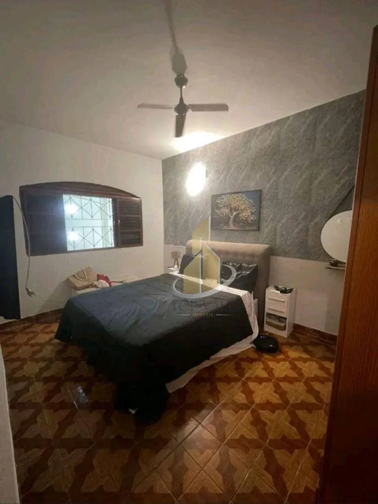 Casa, 3 quartos, 219 m² - Foto 9