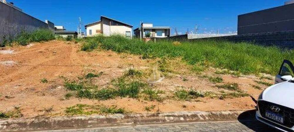 Loteamento e Condomínio, 500 m² - Foto 1